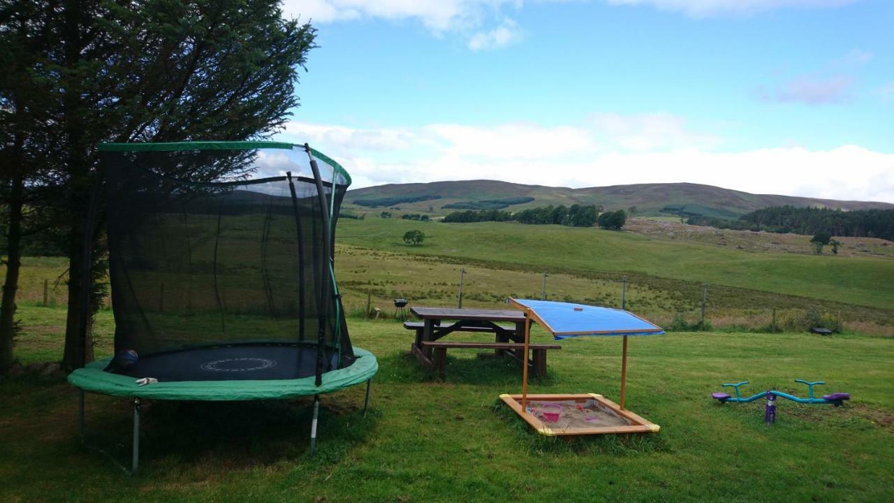 Scotland Paradise Relax Accommodation By Shooting Club Kirriemuir Balintore  Экстерьер фото